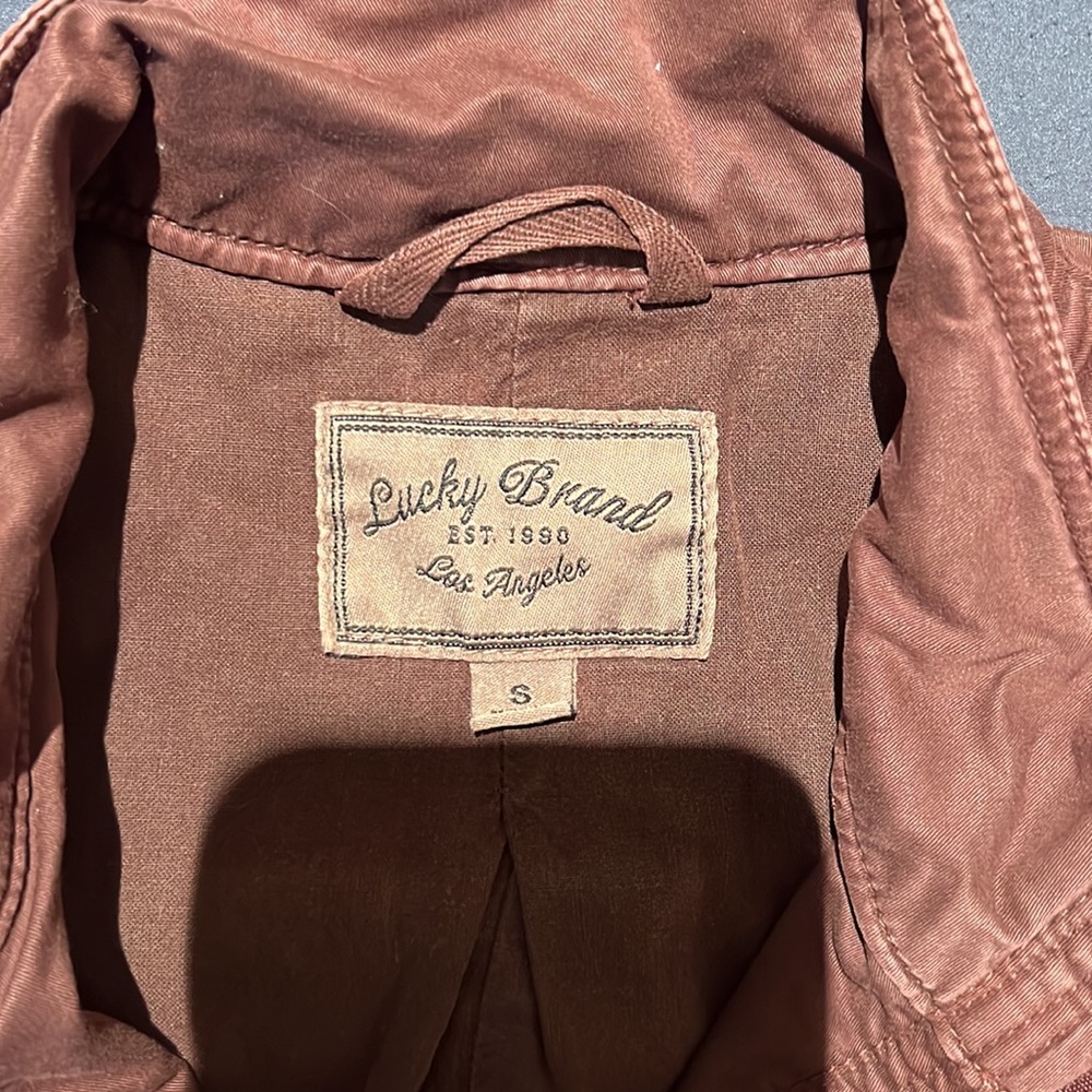 Maroon jacket - Picture 2 of 2